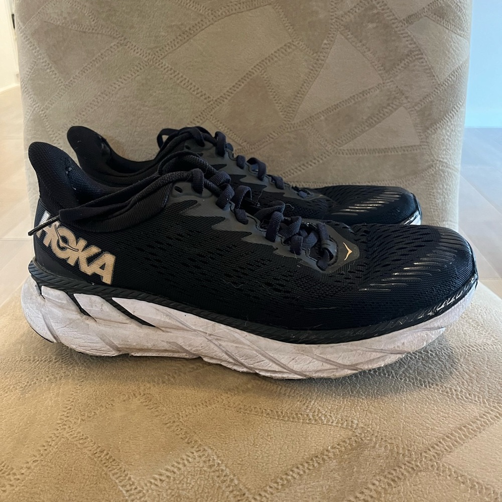 Hoka Clifton 7